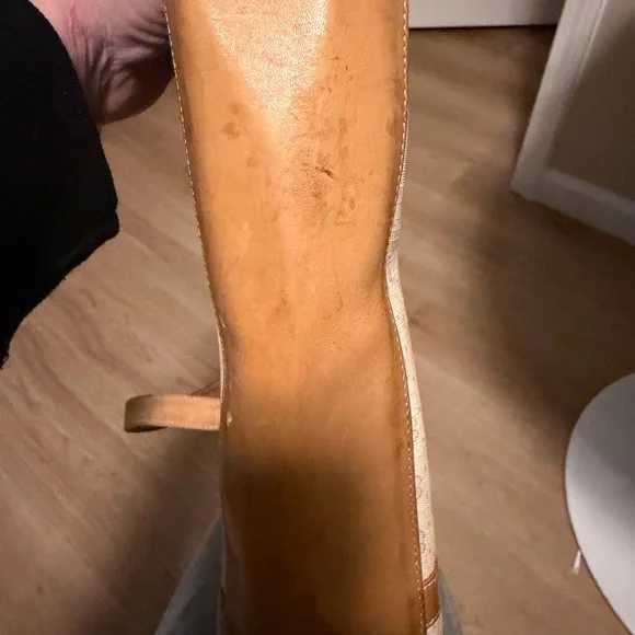 Vintage Gucci Bag - Picture 4 of 16